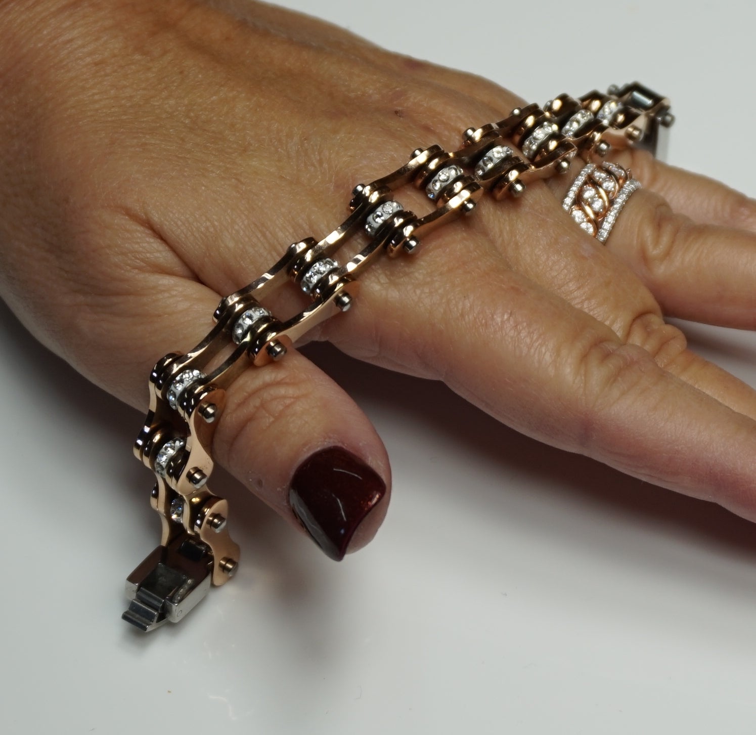 The dhrishya Silver Thread Bracelet (Black) - Buy trendy bracelets online —  KO Jewellery